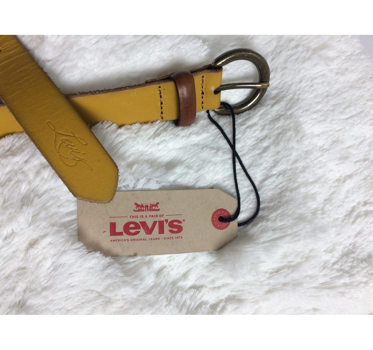 LEVI'S Leather Belt 100% FULL GRAIN BOVINE LEATHER Tan Yellow Gold Sand  Beige Shade (Authentic) | Olio