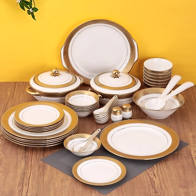 New Georgian Dinner Set of 40 Pieces, Enchanting Gold (E667)