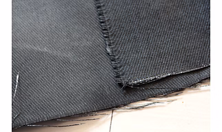 Graphite Coated Fiberglass Fire Blanket