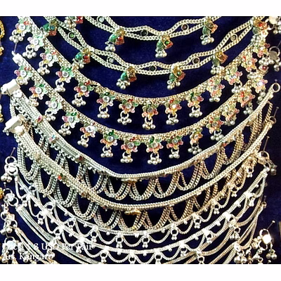 shevam arts exportt designer anklets in white metal
