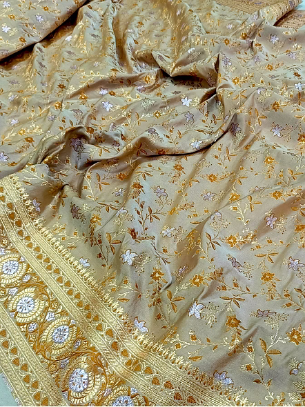 Exquisite Tassar Katan Silk Banarasi Jamdani Patola Saree-4
