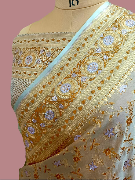 Exquisite Tassar Katan Silk Banarasi Jamdani Patola Saree-2