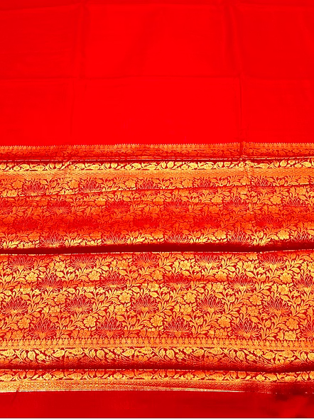 Elegant Red Georgette Saree with Zari Border-3