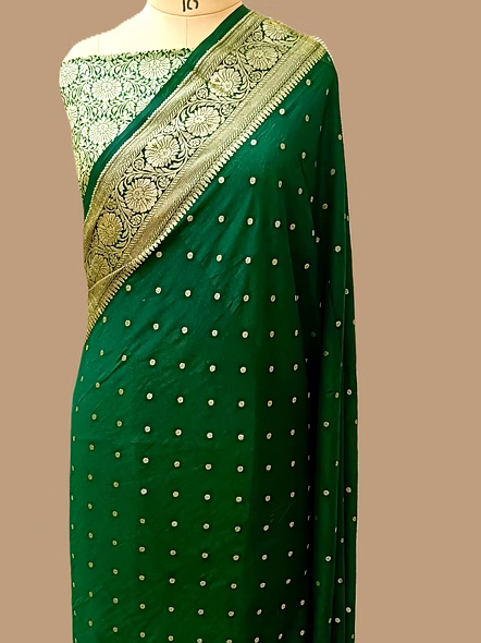 Exquisite Bottle Green Georgette Silk Saree with Brocade Blouse