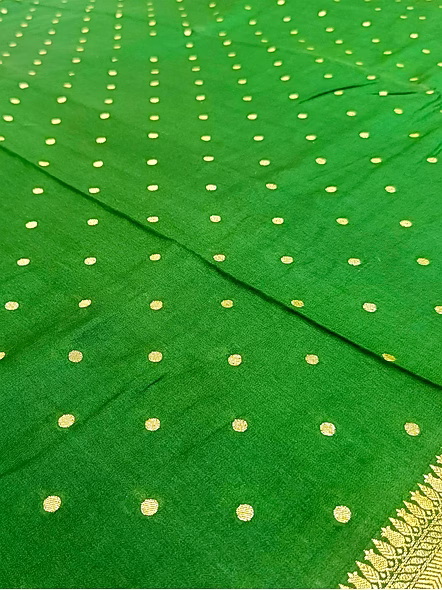 Exquisite Bottle Green Georgette Silk Saree with Brocade Blouse-2