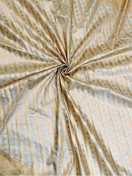 Exquisite Cream Tissue Silk Saree - Elegant Ethnic Wear-4