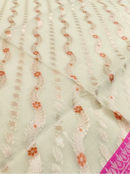 Elegant Gray Kora Saree with Contrasting Border - A Timeless Statement-2