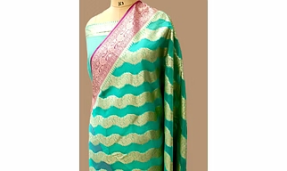 Sea Green Kora Saree with Contrasting Border | Exquisite Indian Ethnic Wear