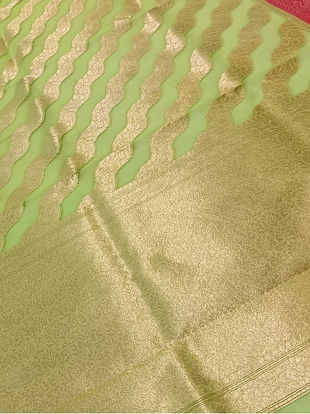 Pista Kora Saree with Contrasting Border for Elegant Ethnic Wear-3