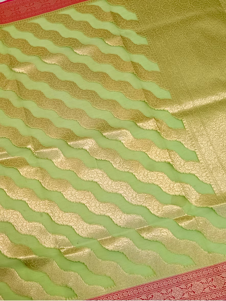 Pista Kora Saree with Contrasting Border for Elegant Ethnic Wear