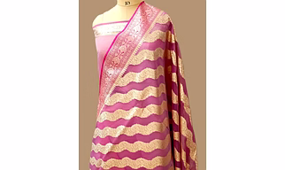 Pink Kora Saree with Striking Contrast Border - Elegant Ethnic Attire
