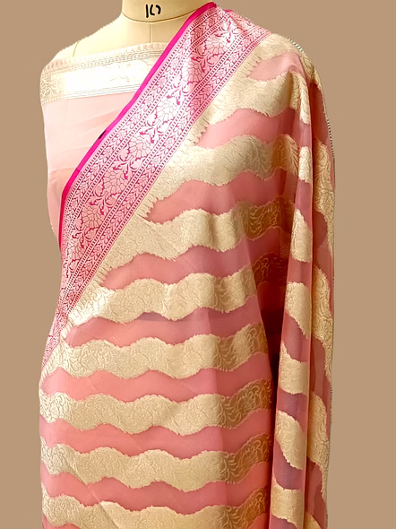 Lite Pink Kora Saree with Contrasting Border | Elegant Ethnic Wear