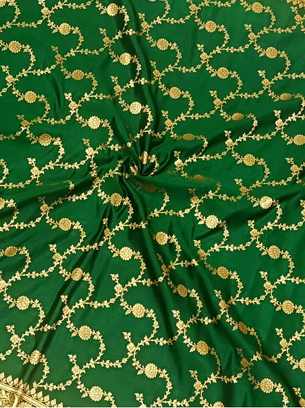 Green Katan Silk Saree Jaal - Exquisite Elegance for Special Occasions-4