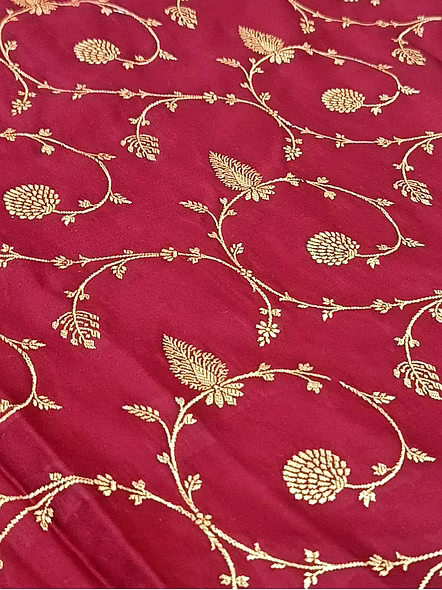 Maroon Katan Silk Saree with Exquisite Jaal Design - Elegant Tradition-2