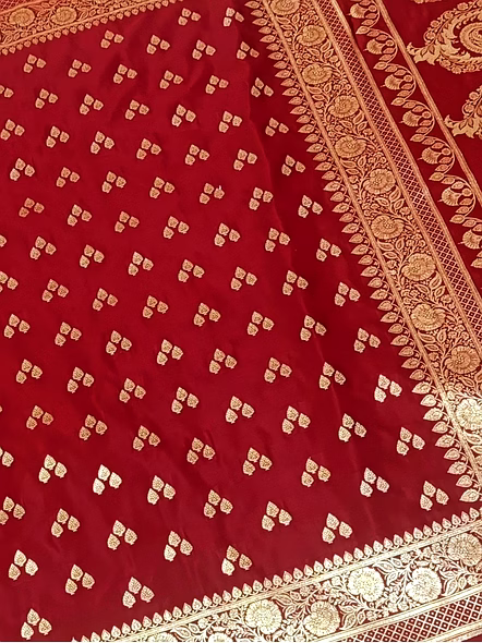 Maroon Katan Silk Saree Triple Buti - Exquisite Indian Ethnic Wear