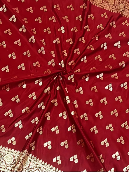 Maroon Katan Silk Saree Triple Buti - Exquisite Indian Ethnic Wear-4