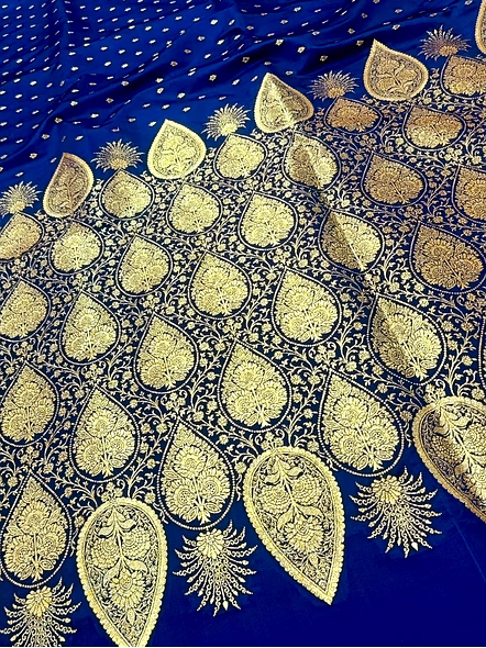 Navy Blue Katan Silk Saree Jocket Bluose - Exquisite Ethnic Attire-3