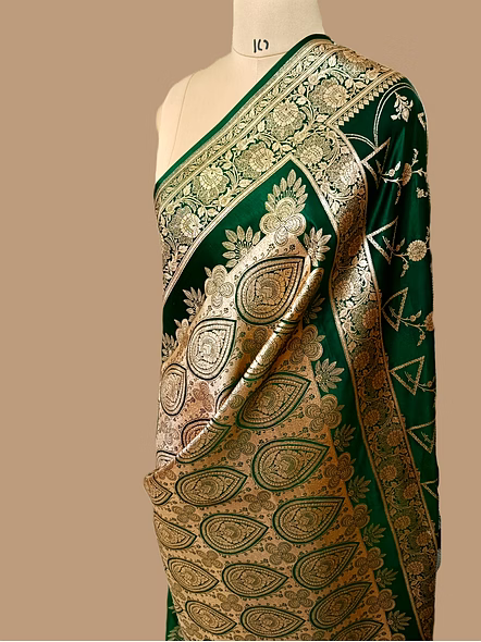 Luxurious Bottle Green Katan Silk Banarasi Saree - Handcrafted Elegance-3
