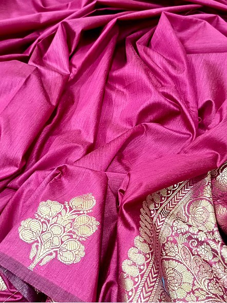 Magenta Plain Cotton Silk Banarasi Saree - Traditional Elegance Redefined-4