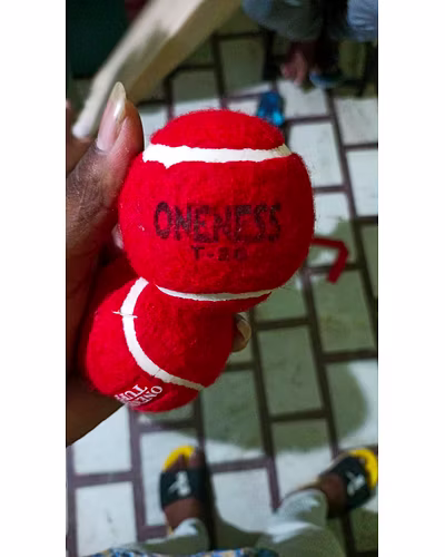 Cricket tennis balls-4