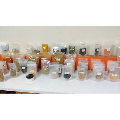 Organic spices - cinnamon, coriender, cumin, clove, black pepper, nutmeg, fenugreek, bay leaves,sesame seeds, flex seed, turmeric, dried ginger