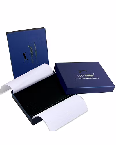 Elegant packaging for premium quality men's leather wallet