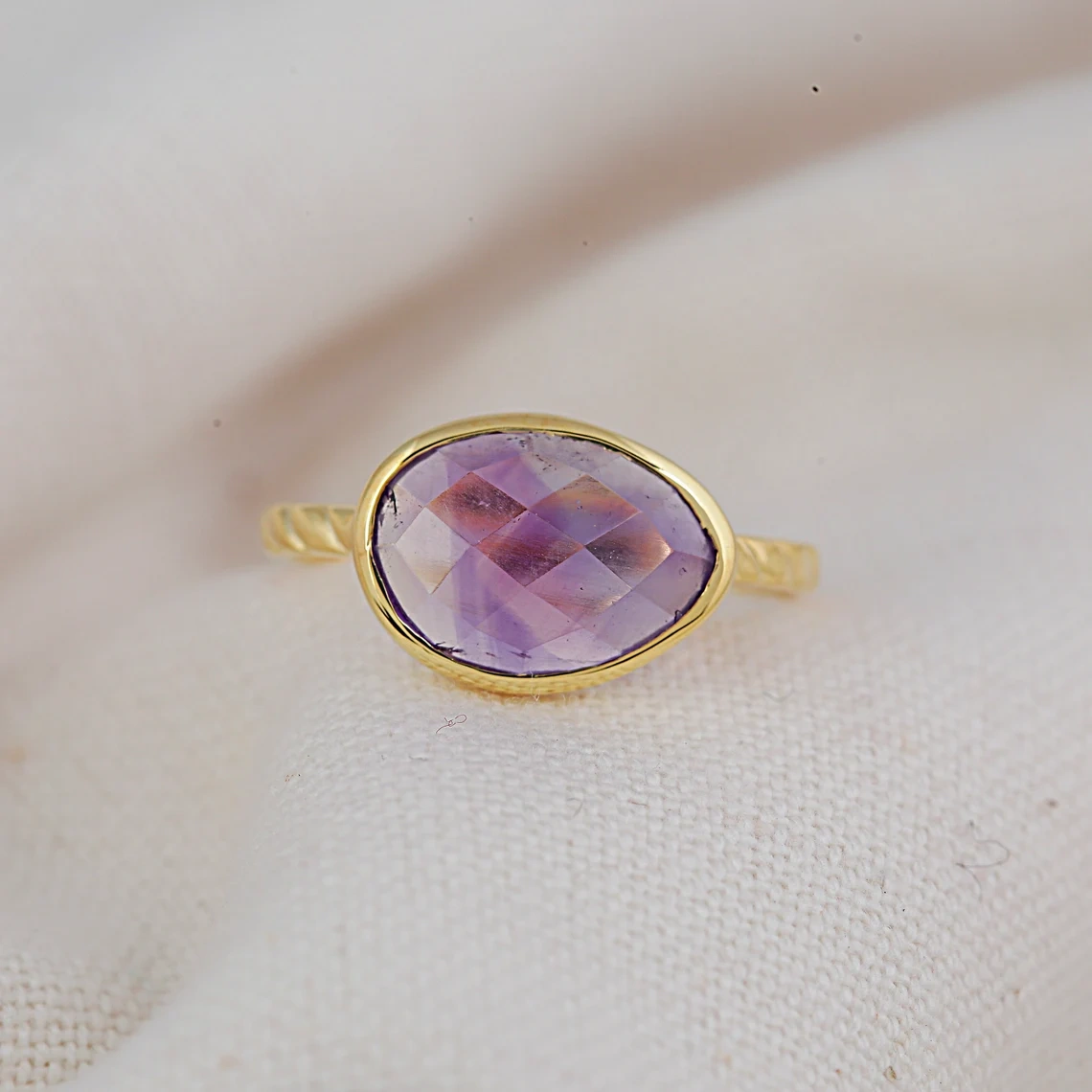 14K Solid Gold Amethyst Studded Ring Handmade Semi Precious Statement Stone Ring Dainty Minimal Statement Handmade knuckle Ring-11394932