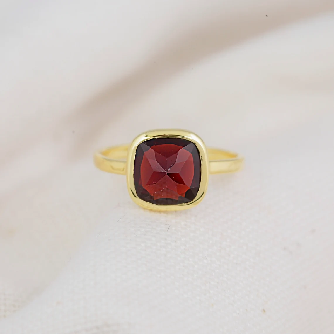 14K Solid Gold Garnet Upside Down Studded Ring Handmade Semi Precious Statement Stone Ring Dainty Minimal Statement Handmade knuckle Ring-11392568