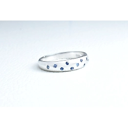 Blue Sapphire 925 Sterling Silver Ring Tiny Sapphire Ring Blue quartz Wedding Band Engagement Precious Gemstone Ring Unisex Ring