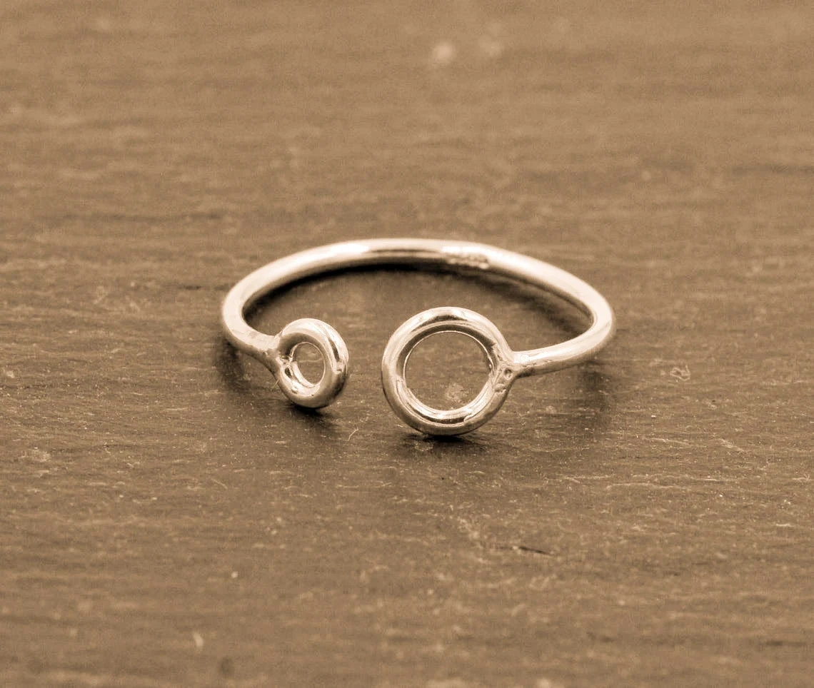 925 Sterling Silver Open Circle Design Adjustable Size Dainty Ring Suitable for Any size Minimalist Geometric Design Handmade Silver Ring-11402700