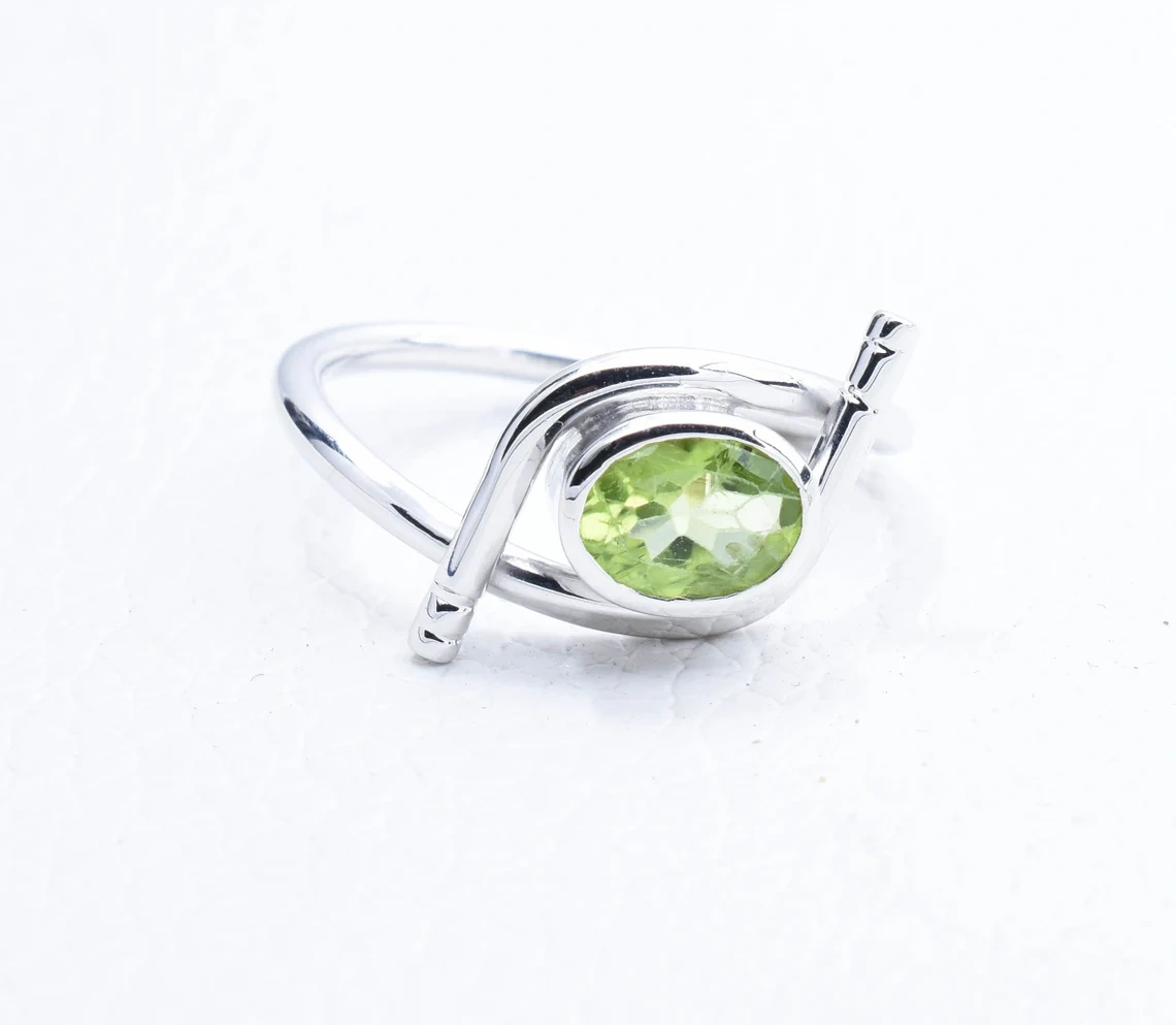 Peridot Studded Hand Carved 925 Sterling Silver Ring Faceted Oval Gemstone Organic Designer Ring Mothers' Day Gift For Her-11403534