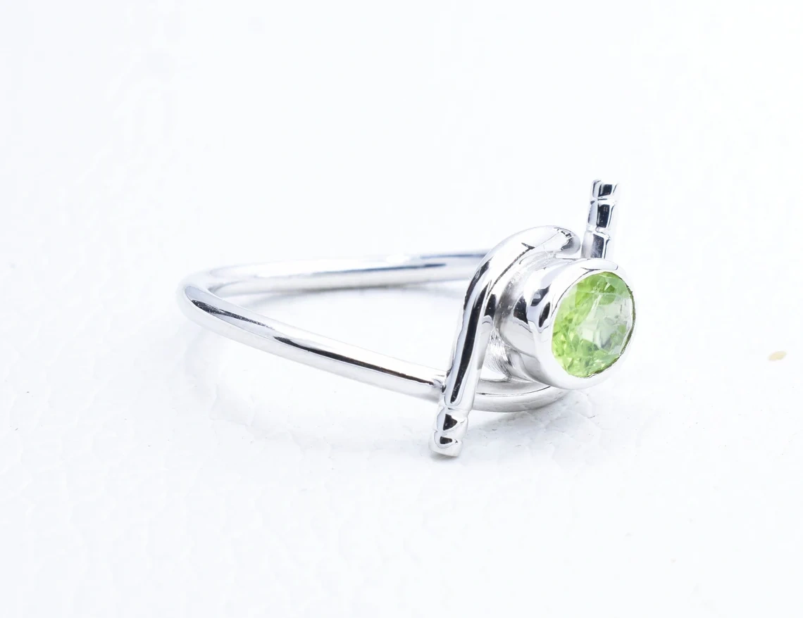 Peridot Studded Hand Carved 925 Sterling Silver Ring Faceted Oval Gemstone Organic Designer Ring Mothers' Day Gift For Her-10 3/4 US/Uk size – V-5