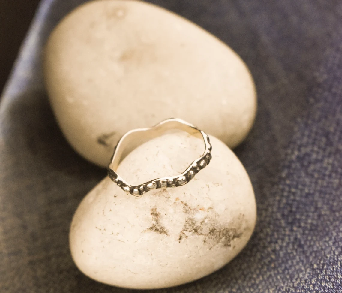 925 Sterling Silver Oxidised Finish Wave Ring , Dotted Silver Sea breeze Charm Ring, Knuckle Ring, Boho hippie Ring, Renaissance Ring-11404068