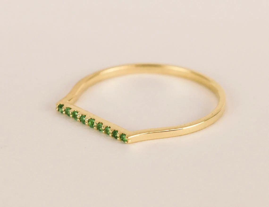 10K Solid Gold Tiny Round Inset Emerald Half Eternity Ring Handmade Stacking Gemstone Ring Dainty Minimal Statement Birthstone knuckle Ring-11427092