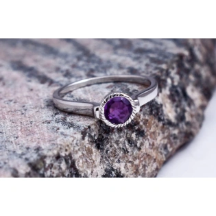 Natural Amethyst Round faceted Stone Ring, Renaissance Collection, Gemstone Ring, Dainty Semi Precious Gemstone Everyday Ring, Gift for Her