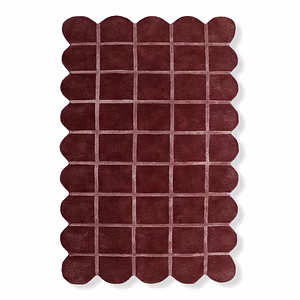 Luxurious Hand-Tufted Scallop Shaped Wool Area Rug