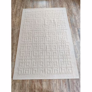 Geometric Wool Area Rug - Elegance & Comfort for Your Home