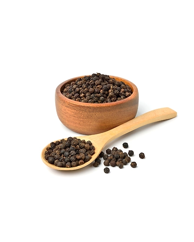 organic black pepper-11445242