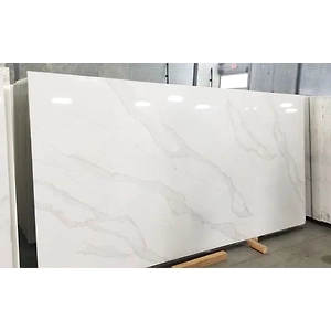Calacatta Premium Quartz Slabs and Countertops