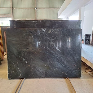 Marine Black Granite Slabs at Factory Price