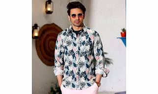 Philodendron Selloum Shades White and Powder Blue Casual Pure Linen Full Shirt