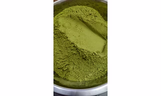 Premium Organic Moringa Powder - Natural Health Booster