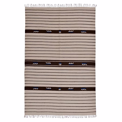 hand-woven carpet 137x198 cm.