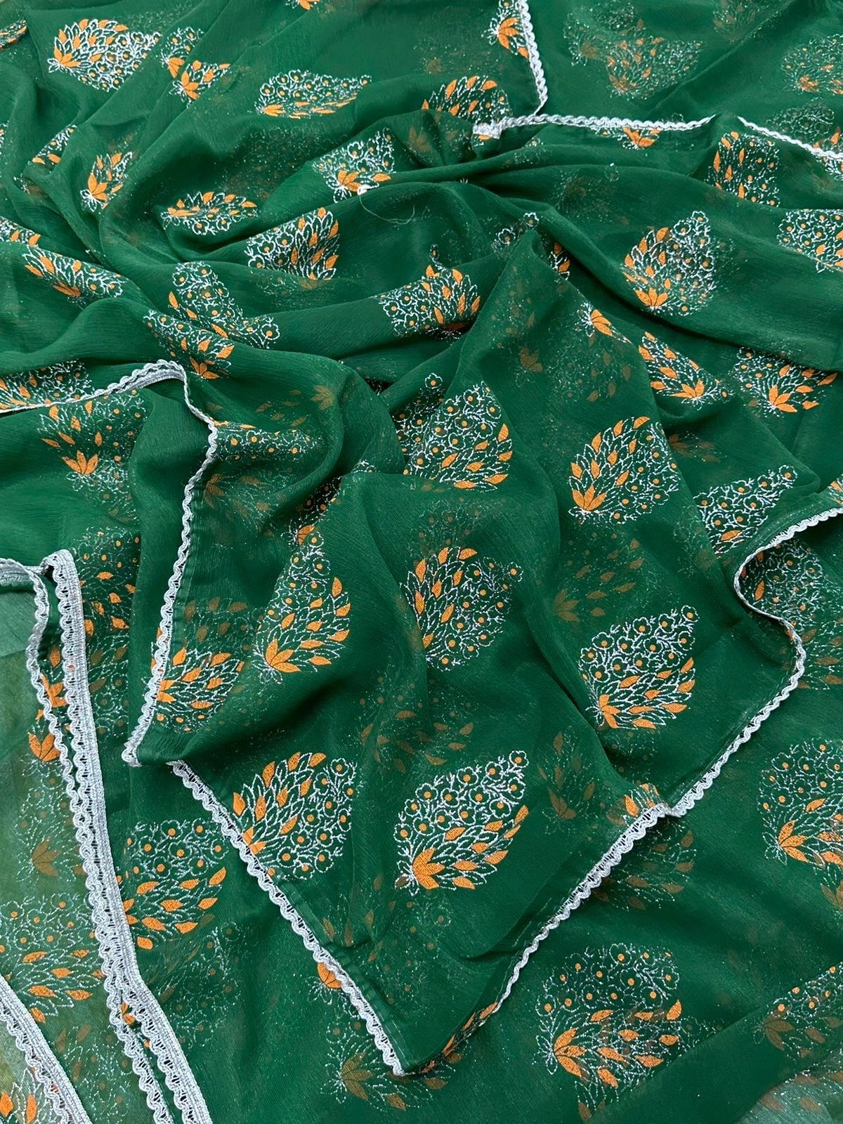 Pure Chiffon Silk Saree with Handprint and Foil Work saree for gils and women-Green-2