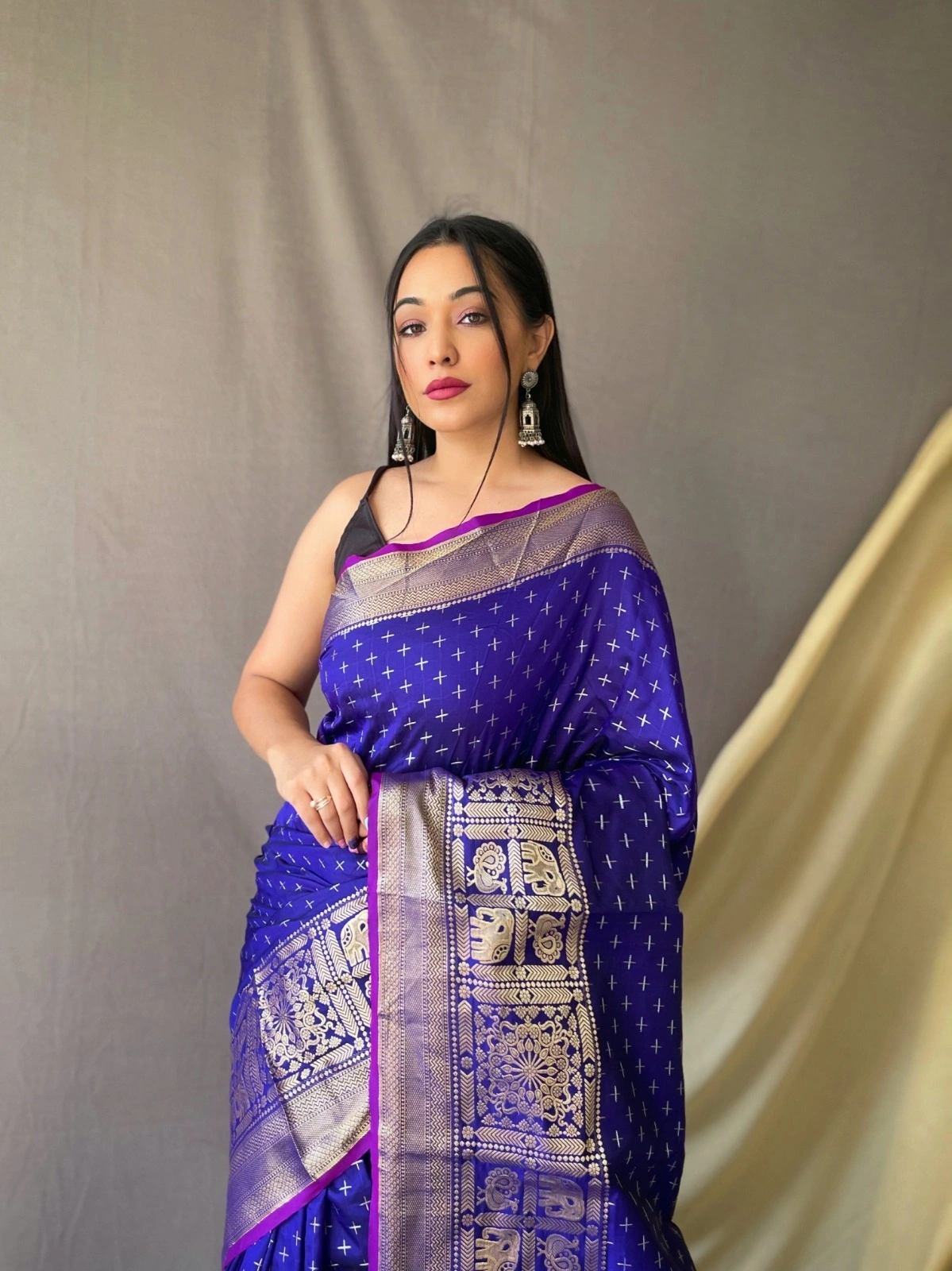 Jamli best handloom designer saree for festival season for women-SUHASINI-01_blue