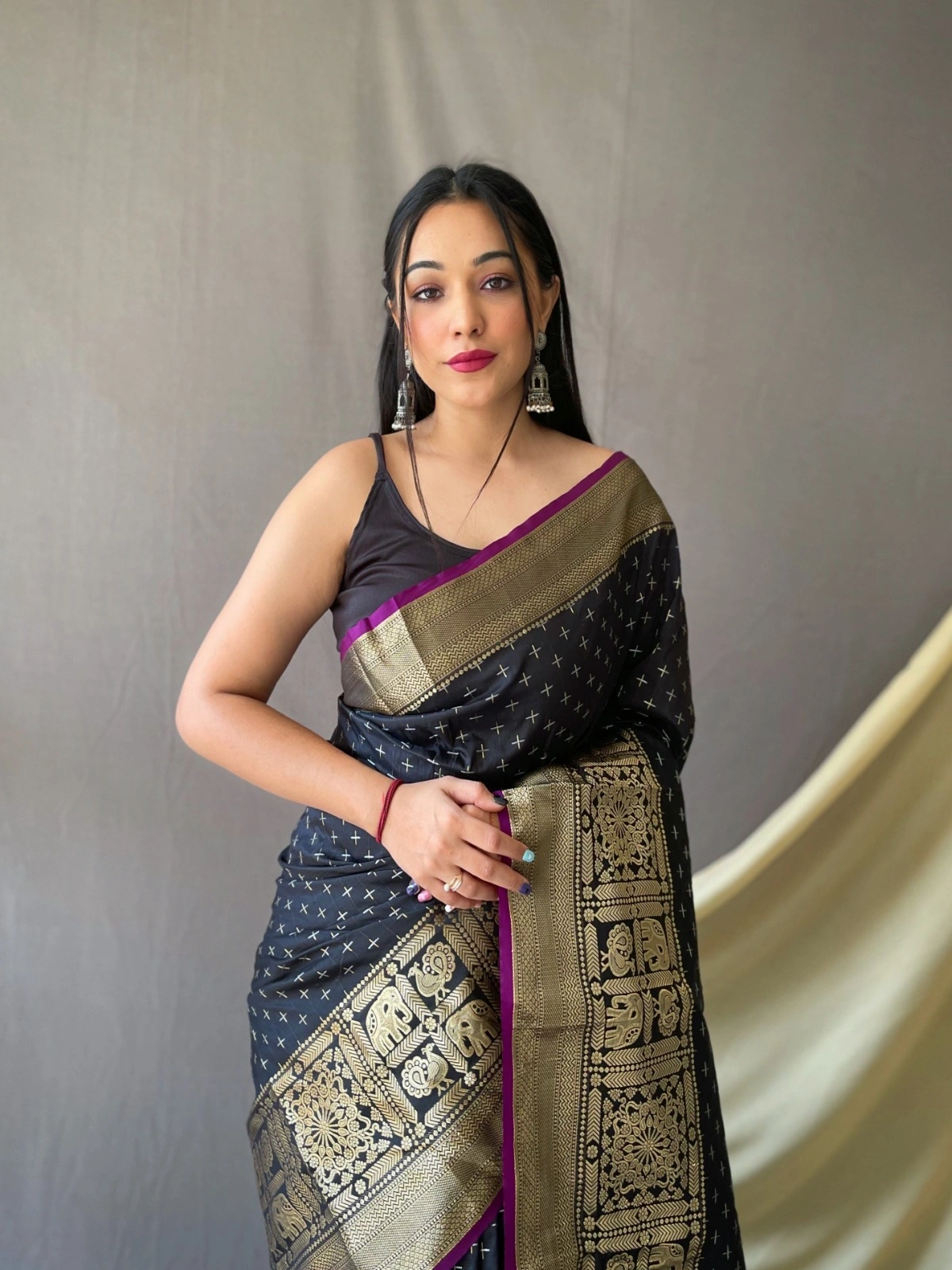 Jamli best handloom designer saree for festival season for women-SUHASINI-01_black