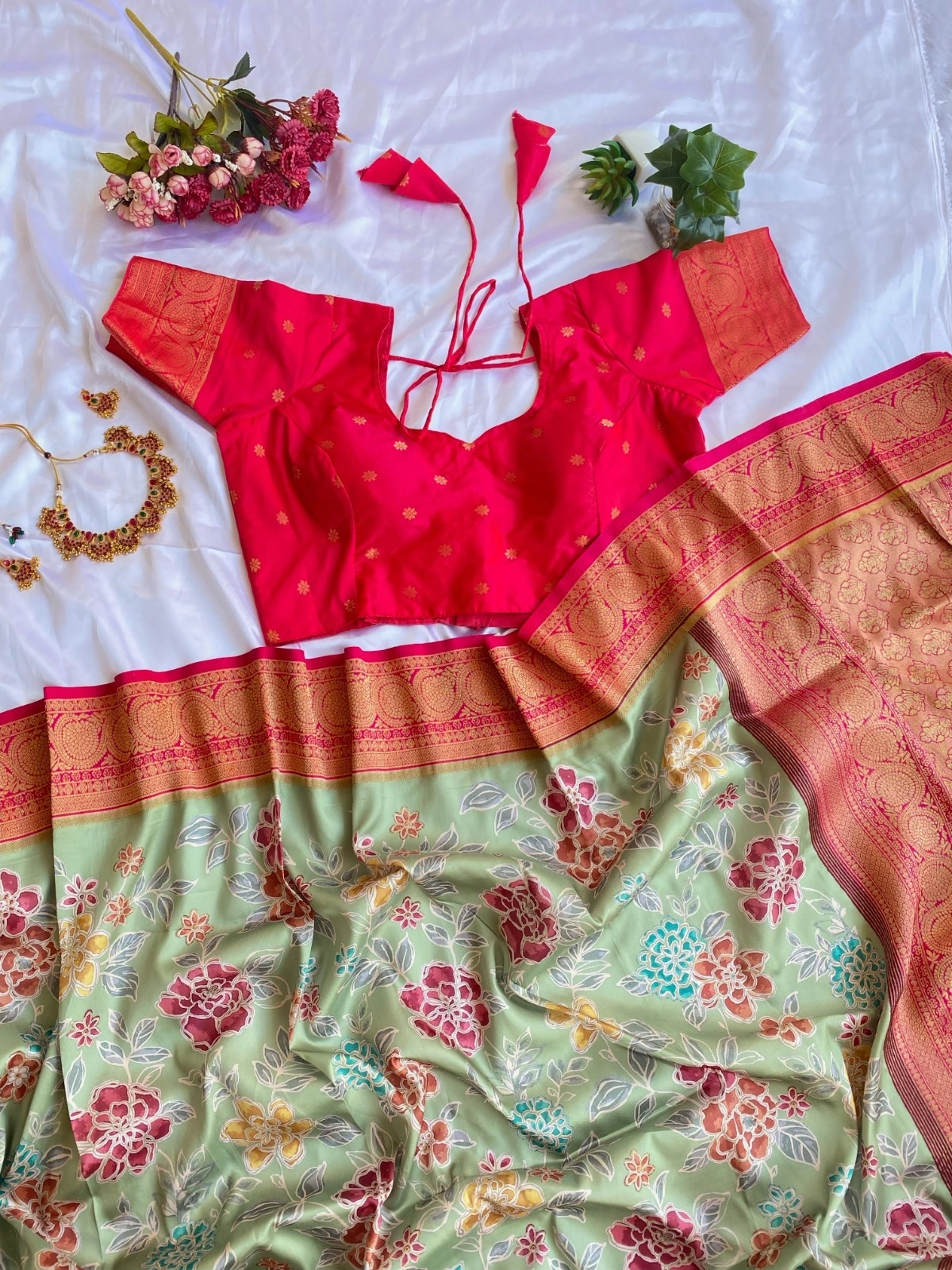 Grey tusser Silk saree with Kalamkari work and a stunning Banarasi border for festival and weddings-Peach-2