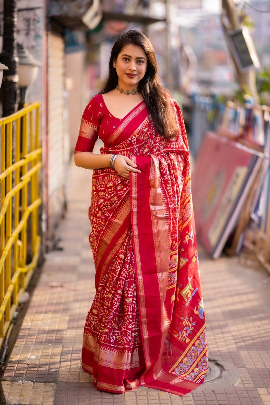 Red soft cotton crape saree indian symbol of cidian culture budget friendy saree for women-PENCILCRAPE_Red