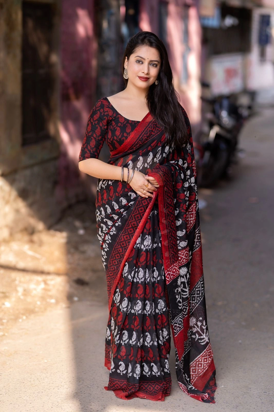 Grey Red online best soft linen-by-linen printed indian saree for women, girls-Grey Rpurple-1