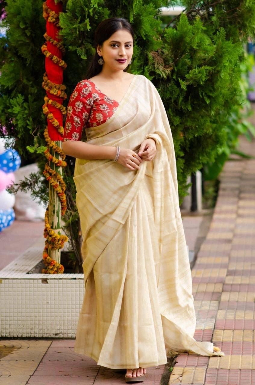 Pink silk Indian saree features an allover woven slub pattern in online best buget and quality-Beige